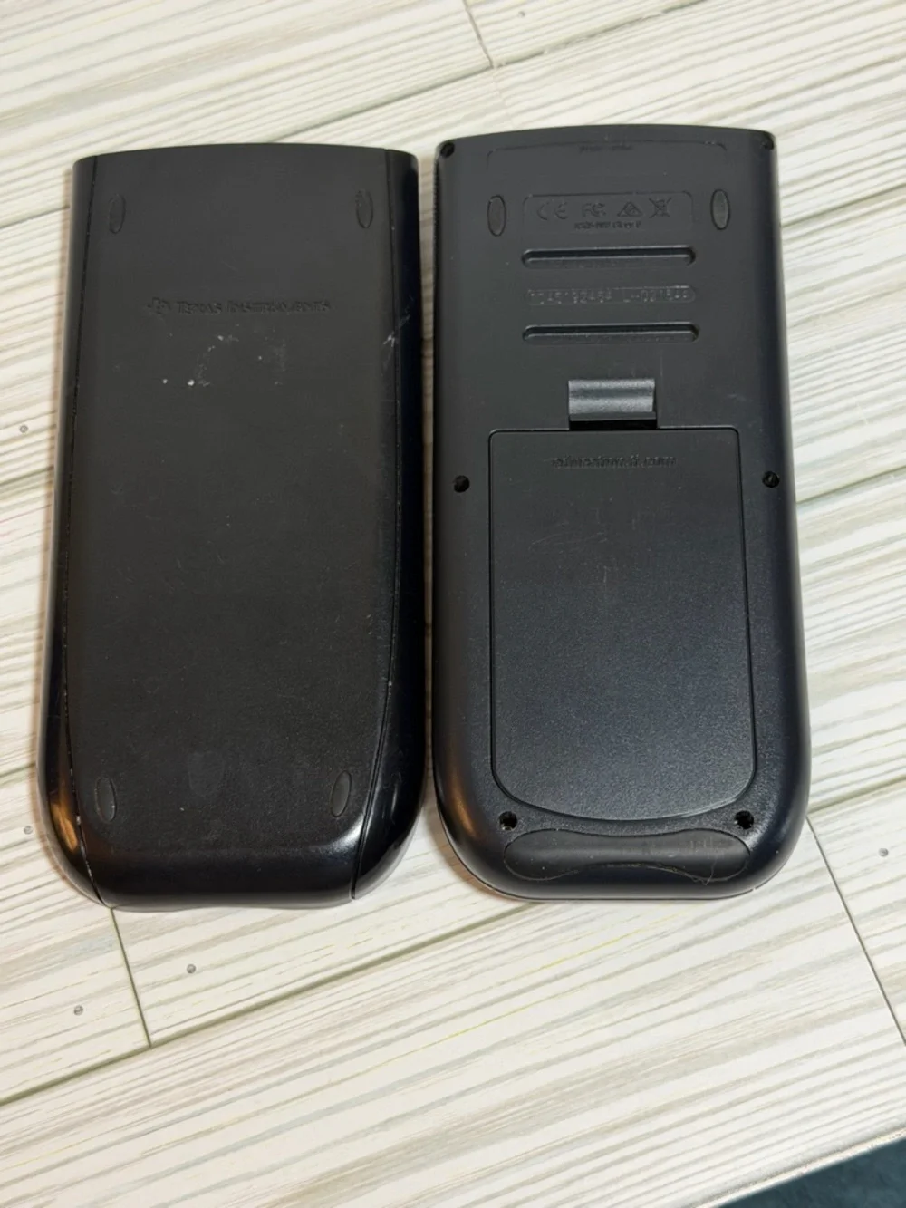 TI-84 Plus Texas Instruments Graphing Calculator Battery Tested & Cover - Picture 4 of 5